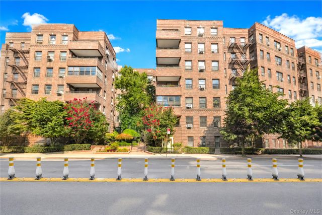 6940 Yellowstone Boulevard 9 & 10, Forest Hills, NY 11375