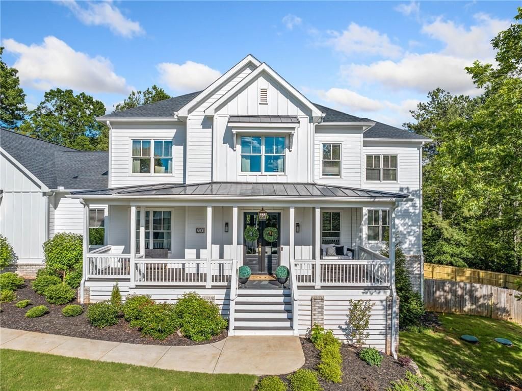 200 Whispering Pines Drive, Woodstock, GA 30188