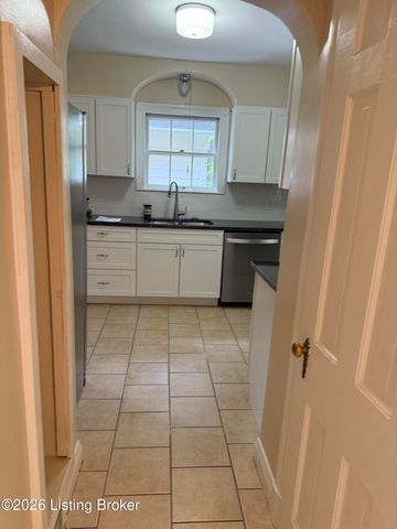 2505 Valletta Rd, Louisville, KY 40205