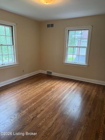 2505 Valletta Rd, Louisville, KY 40205