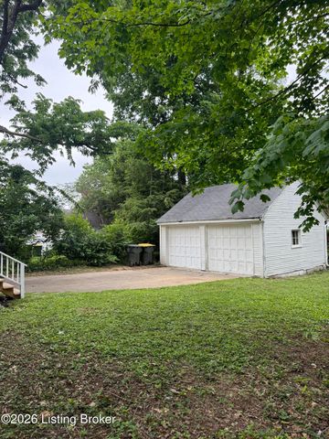2505 Valletta Rd, Louisville, KY 40205