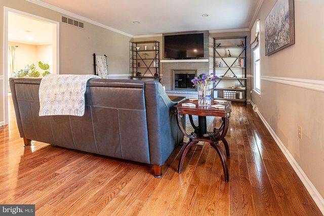 1603 WINCHESTER DR, Blue Bell, PA 19422