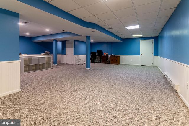 1603 WINCHESTER DR, Blue Bell, PA 19422