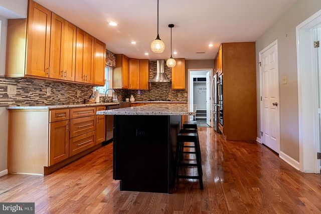 1603 WINCHESTER DR, Blue Bell, PA 19422