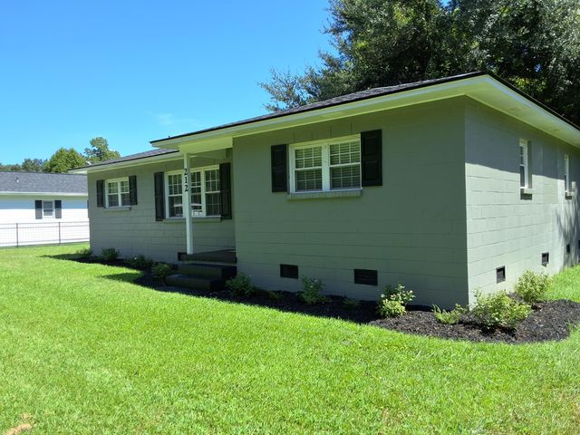 212 Rifle Lane, Moncks Corner, SC 29461