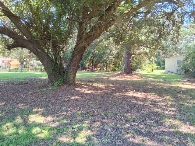 212 Rifle Lane, Moncks Corner, SC 29461