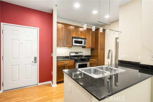 1430 Scholarship, Irvine, CA 92612