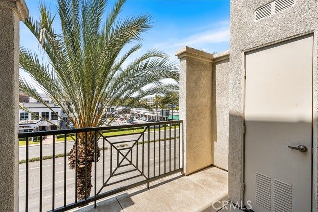 1430 Scholarship, Irvine, CA 92612