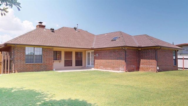 704 SW 113th Street, Oklahoma City, OK 73170