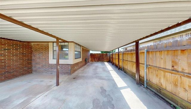 704 SW 113th Street, Oklahoma City, OK 73170