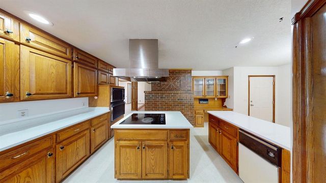 704 SW 113th Street, Oklahoma City, OK 73170