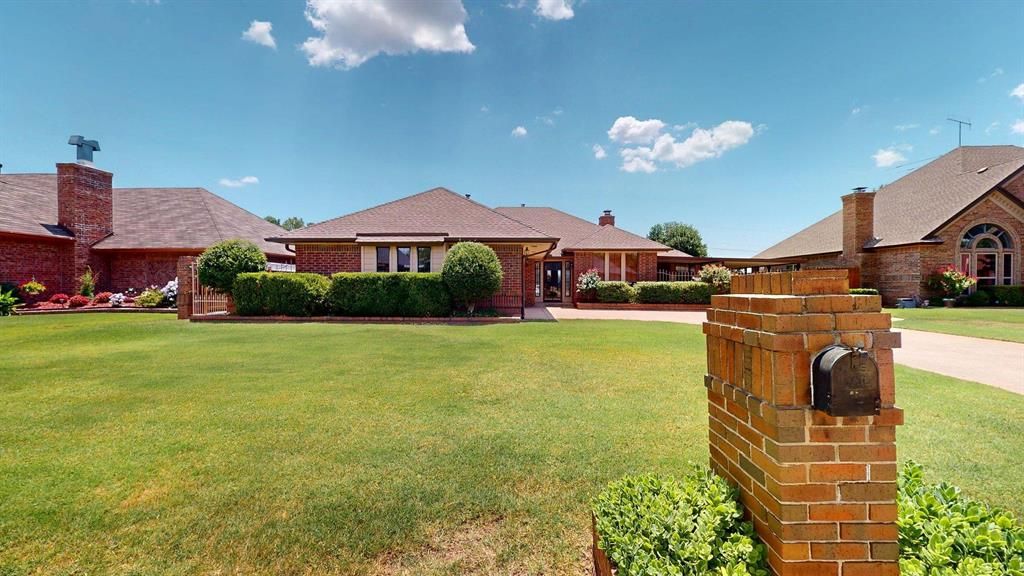 704 SW 113th Street, Oklahoma City, OK 73170