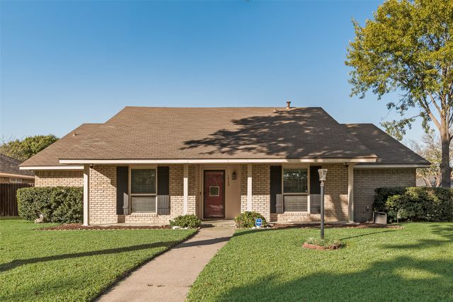 1923 Baylor Drive, Richardson, TX 75081