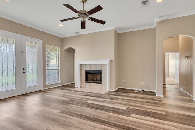 9112 Tyne Trail, Fort Worth, TX 76118