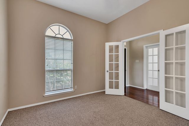 9112 Tyne Trail, Fort Worth, TX 76118