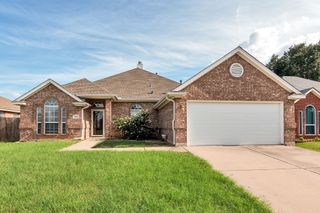 9112 Tyne Trail, Fort Worth, TX 76118