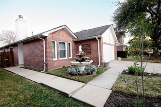 18306 Campbellford Drive, Tomball, TX 77377