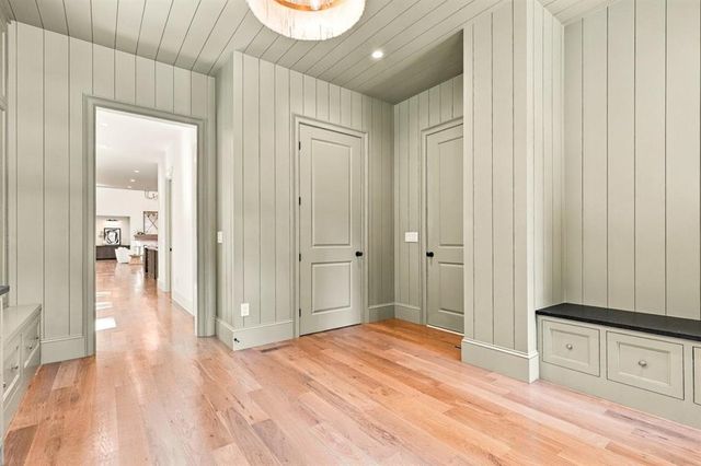 350 Lum Crowe Road, Roswell, GA 30075