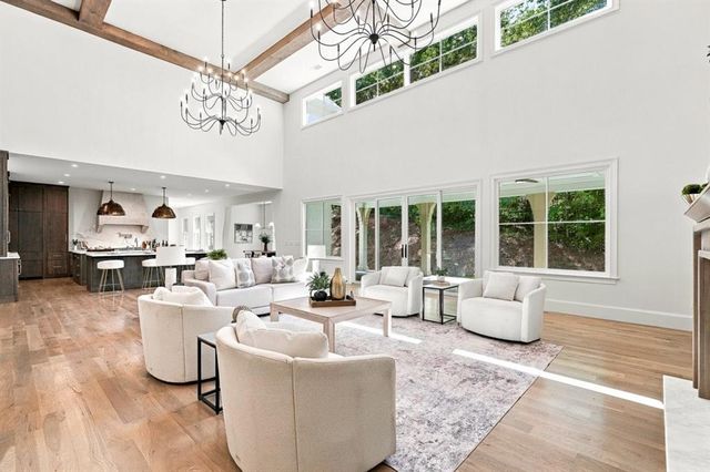 350 Lum Crowe Road, Roswell, GA 30075