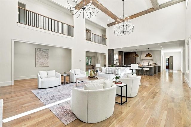 350 Lum Crowe Road, Roswell, GA 30075