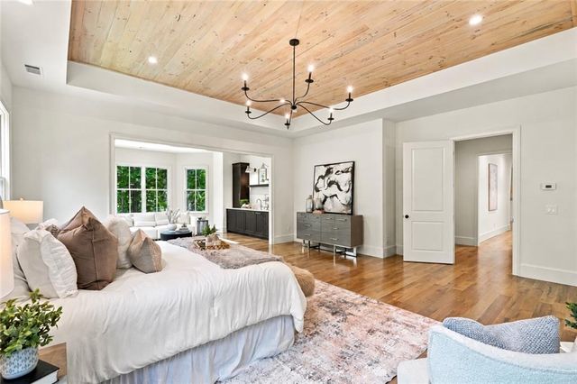 350 Lum Crowe Road, Roswell, GA 30075