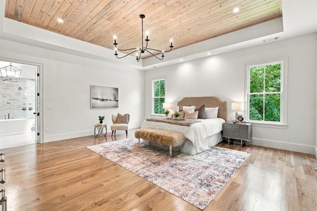 350 Lum Crowe Road, Roswell, GA 30075