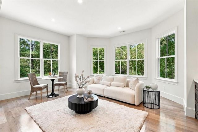 350 Lum Crowe Road, Roswell, GA 30075