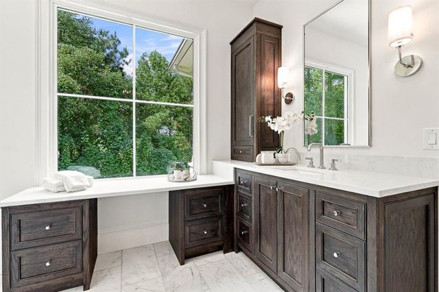 350 Lum Crowe Road, Roswell, GA 30075