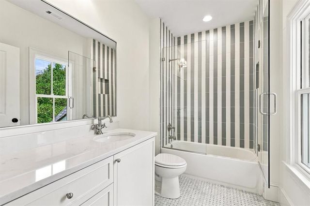 350 Lum Crowe Road, Roswell, GA 30075