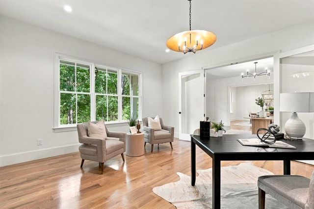 350 Lum Crowe Road, Roswell, GA 30075