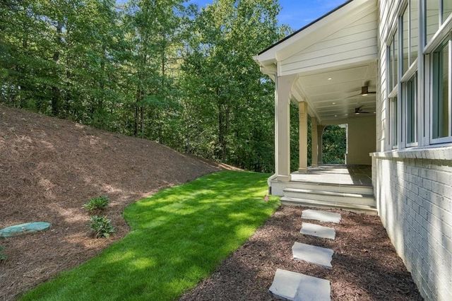 350 Lum Crowe Road, Roswell, GA 30075