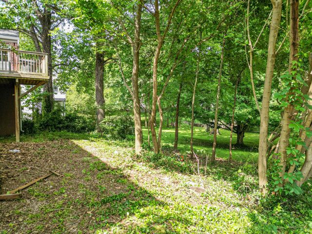 1204 Rolling Fields Dr, Columbia, TN 38401