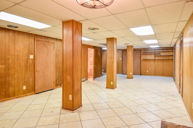 1204 Rolling Fields Dr, Columbia, TN 38401