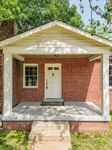 1204 Rolling Fields Dr, Columbia, TN 38401