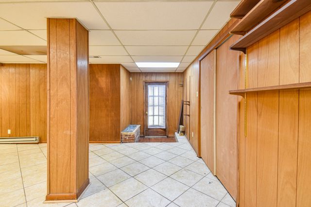 1204 Rolling Fields Dr, Columbia, TN 38401