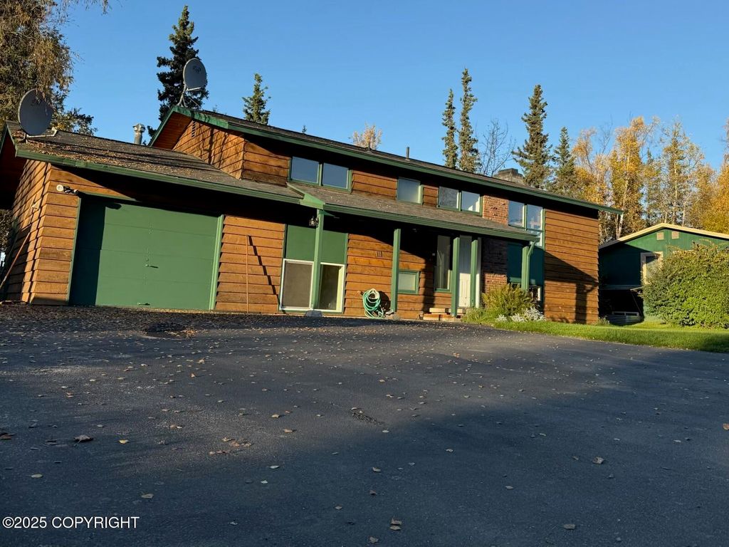 6911 Mink Avenue, Anchorage, AK 99504
