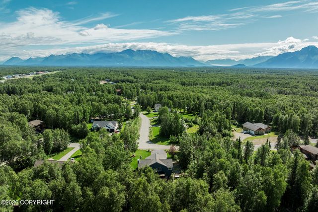 4870 N Sandburg Circle, Wasilla, AK 99654