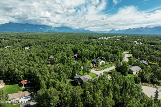 4870 N Sandburg Circle, Wasilla, AK 99654