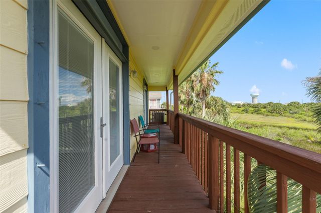 22517 Bay Point Drive, Galveston, TX 77554