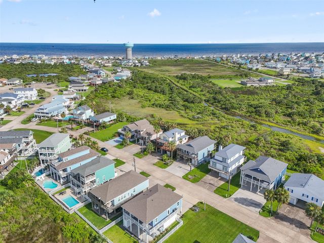 22517 Bay Point Drive, Galveston, TX 77554