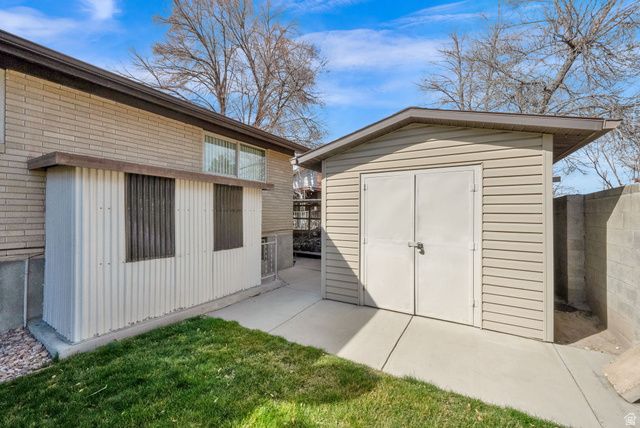 4535 S DRIFTWOOD DR, Taylorsville, UT 84123