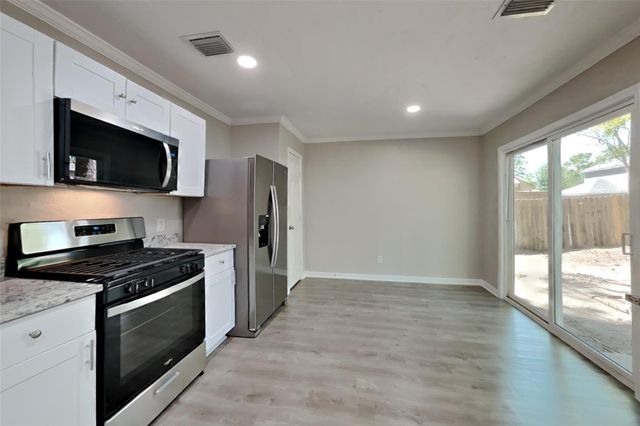 22626 August Leaf Drive, Tomball, TX 77375