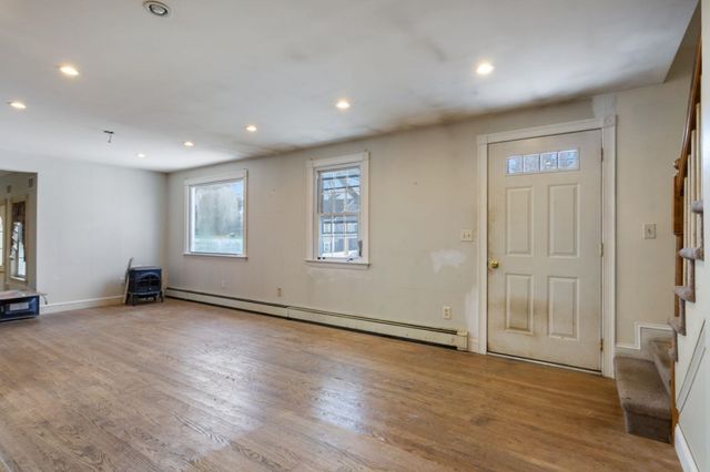 12 Nola Avenue, Rochester, NH 03867