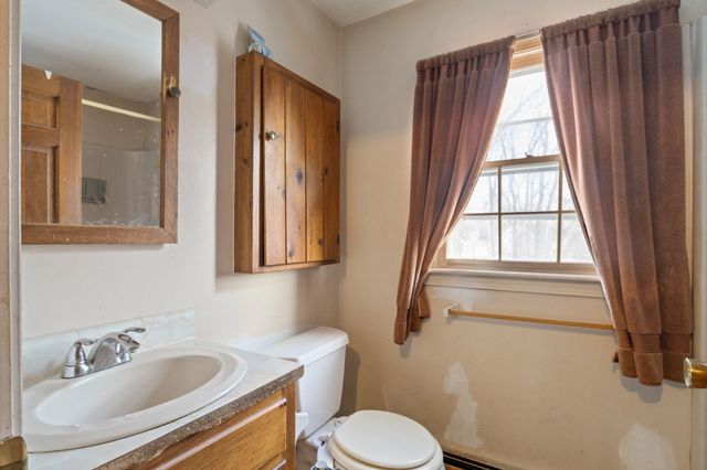 12 Nola Avenue, Rochester, NH 03867