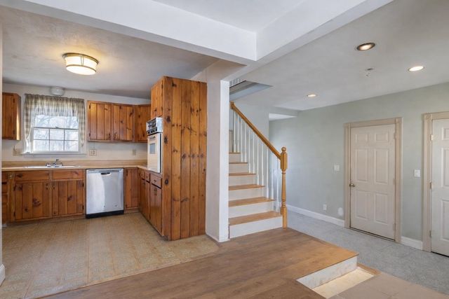 12 Nola Avenue, Rochester, NH 03867