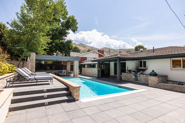 2607 E NOTTINGHAM WAY, Salt Lake City, UT 84108