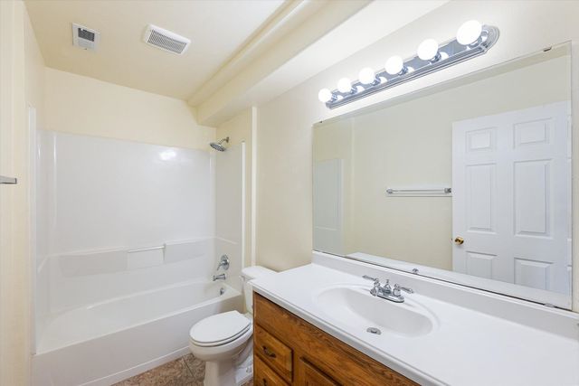 5983 Blackstone Way, Nine Mile Falls, WA 99026