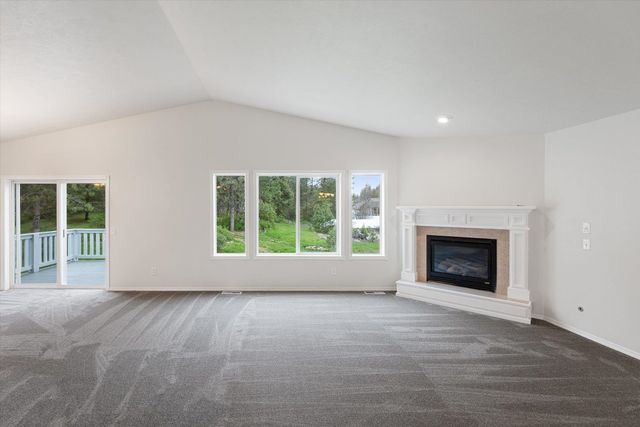 5983 Blackstone Way, Nine Mile Falls, WA 99026