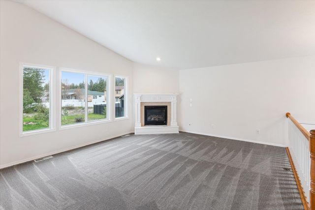 5983 Blackstone Way, Nine Mile Falls, WA 99026