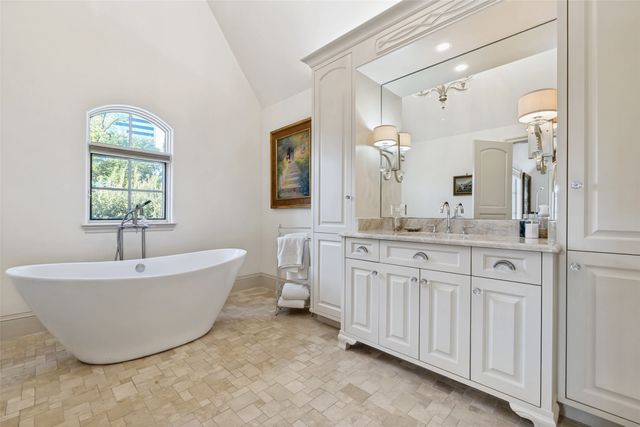 4327 Irving Avenue, Dallas, TX 75219